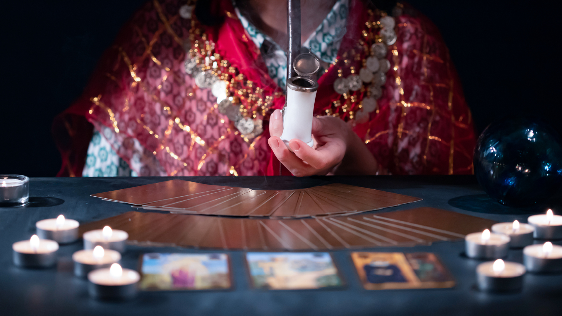 Tweelinzielenrelaties duiden met de Lenormand